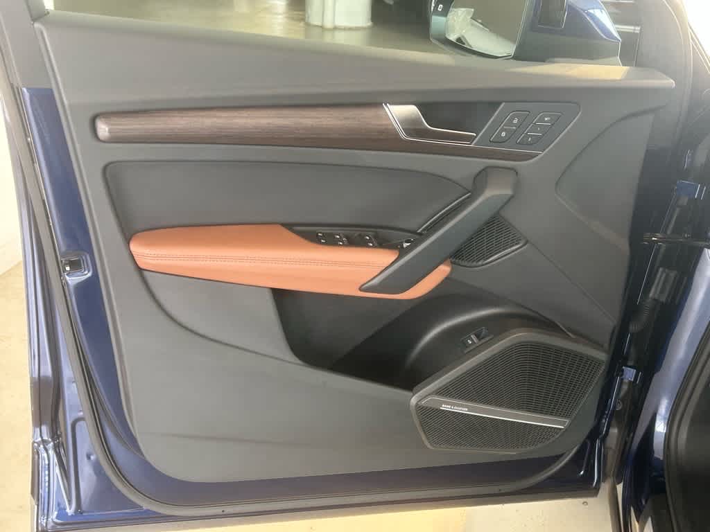 2025 Audi Q5 S line Premium Plus 45 TFSI quattro