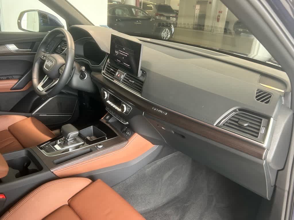 2025 Audi Q5 S line Premium Plus 45 TFSI quattro