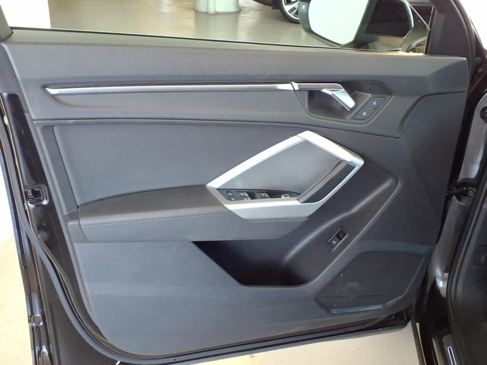2020 Audi Q3 S line Premium Plus 45 TFSI quattro