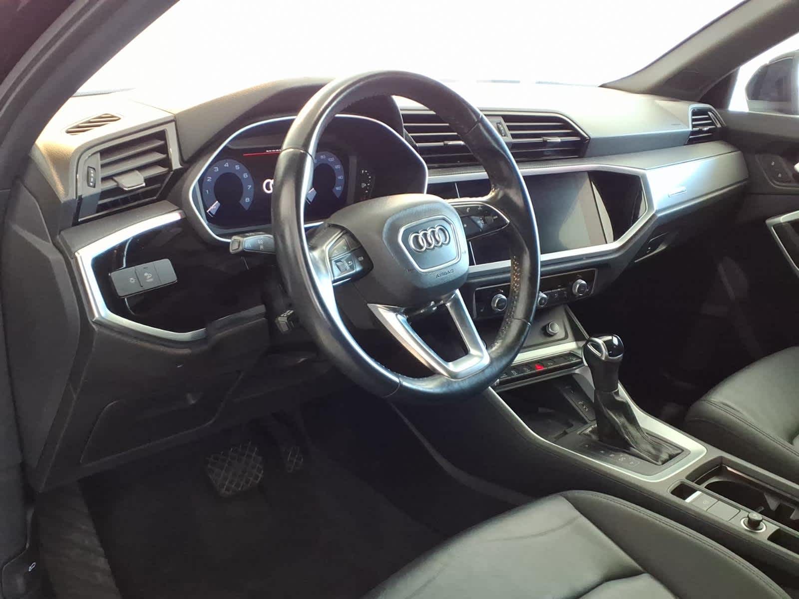 2020 Audi Q3 S line Premium Plus 45 TFSI quattro