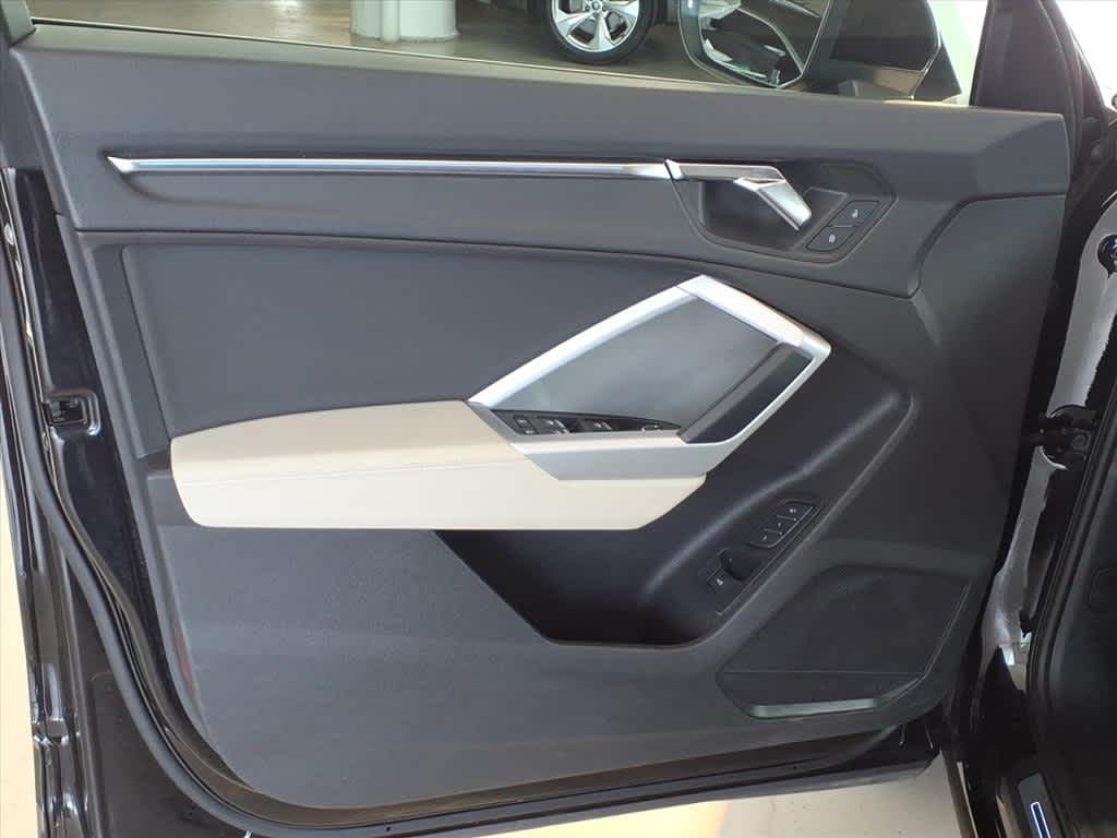 2022 Audi Q3 S line Premium Plus 45 TFSI quattro