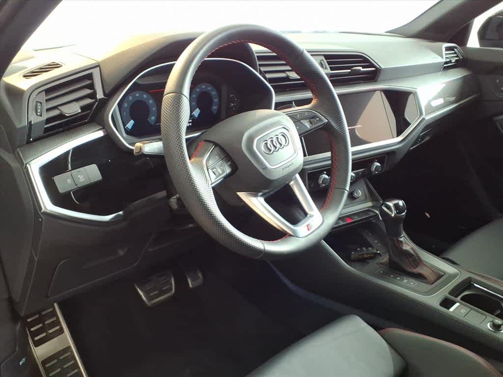 2025 Audi Q3 S line Premium Plus 45 TFSI quattro