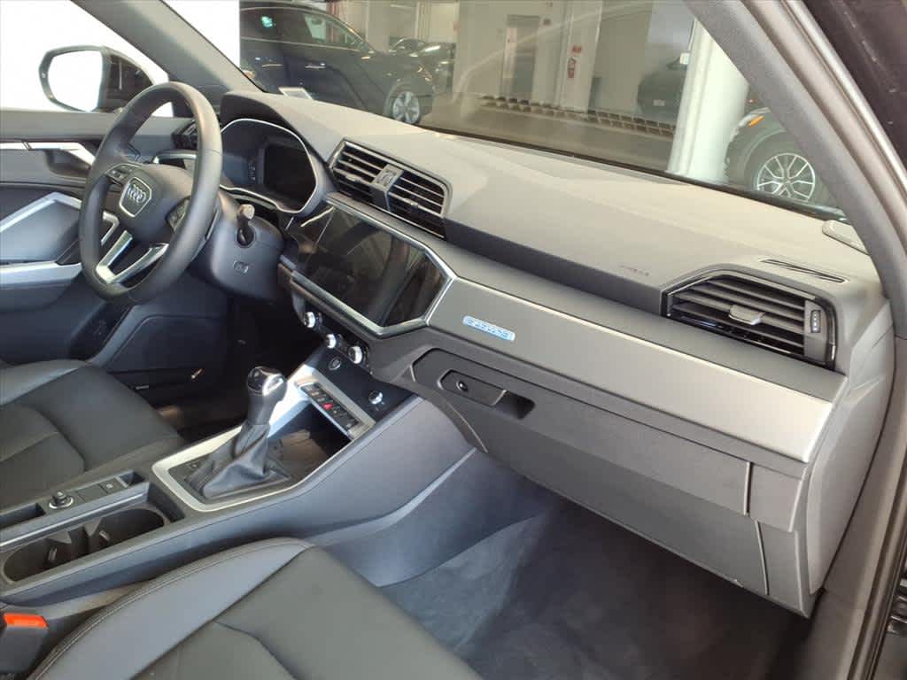 2025 Audi Q3 S line Premium Plus 45 TFSI quattro