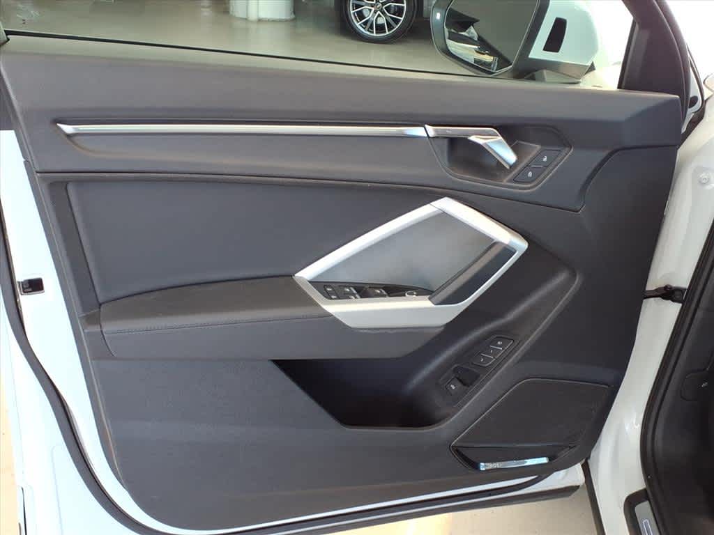 2023 Audi Q3 S line Premium Plus 45 TFSI quattro