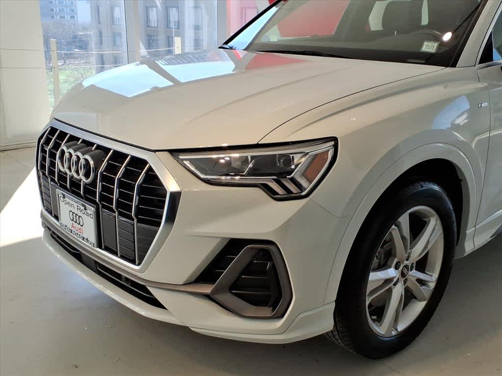 2023 Audi Q3 S line Premium Plus 45 TFSI quattro