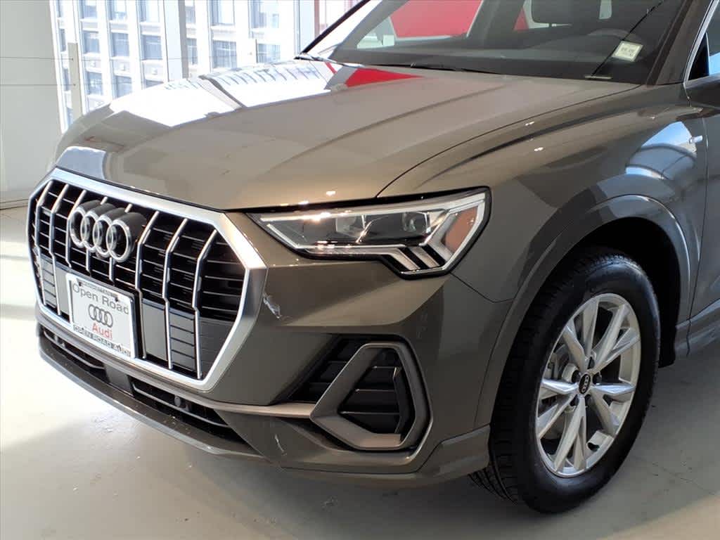 2025 Audi Q3 S line Premium Plus 45 TFSI quattro