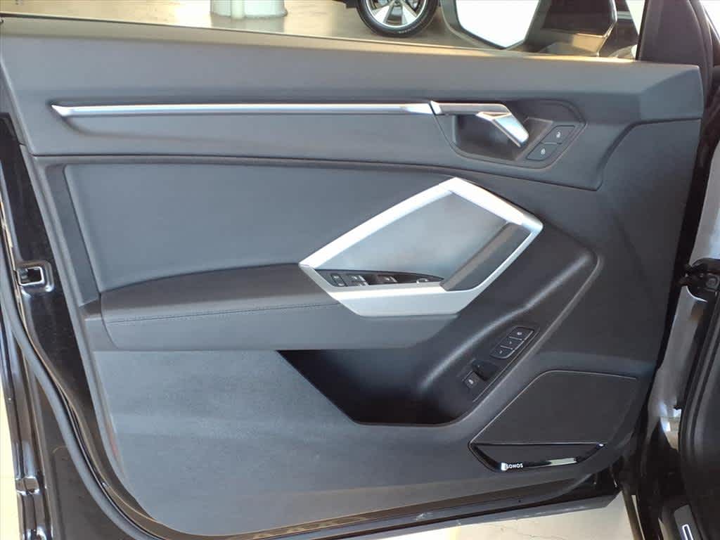 2025 Audi Q3 S line Premium Plus 45 TFSI quattro
