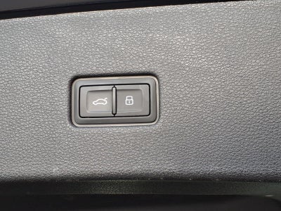 2026 Audi Q8 Premium Plus quattro *Ltd Avail*
