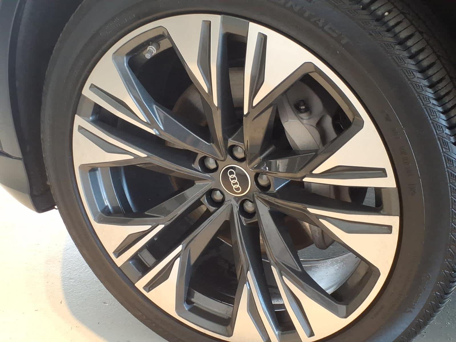 2026 Audi Q8 Premium Plus quattro *Ltd Avail*