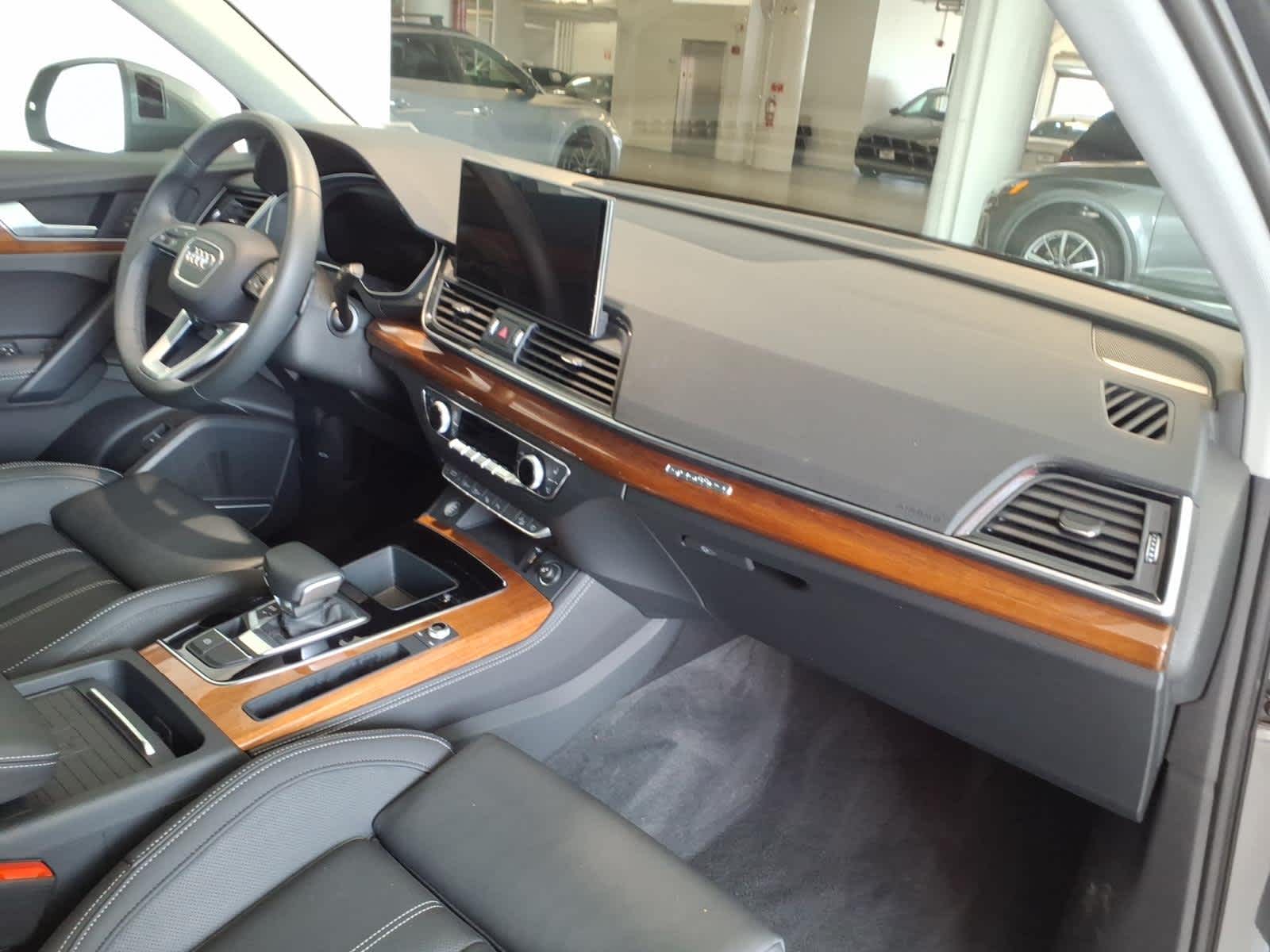 2023 Audi Q5 S line Prestige 45 TFSI quattro