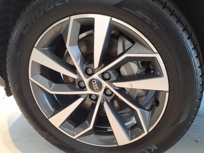 2023 Audi Q5 S line Prestige 45 TFSI quattro