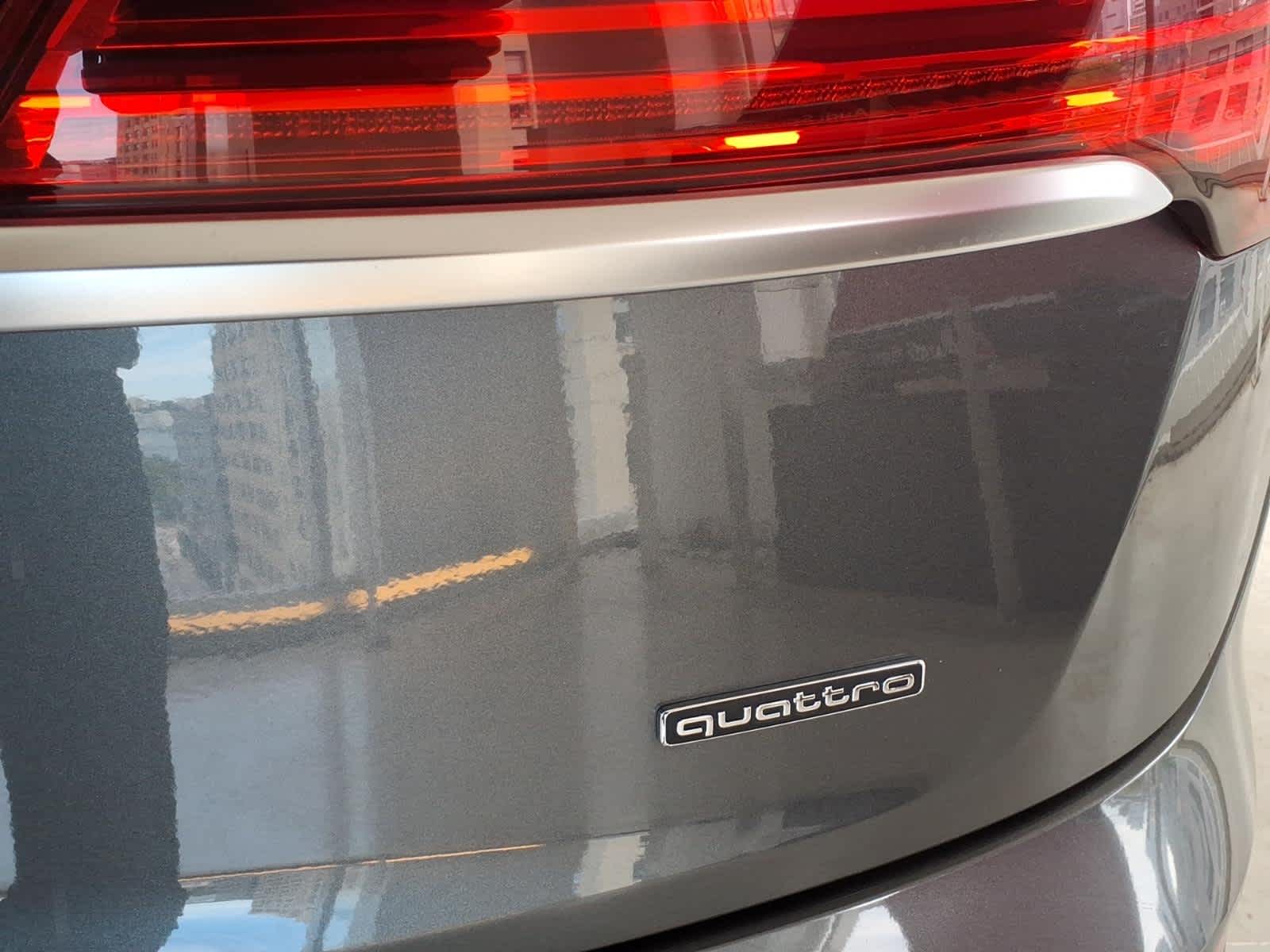 2023 Audi Q5 S line Prestige 45 TFSI quattro