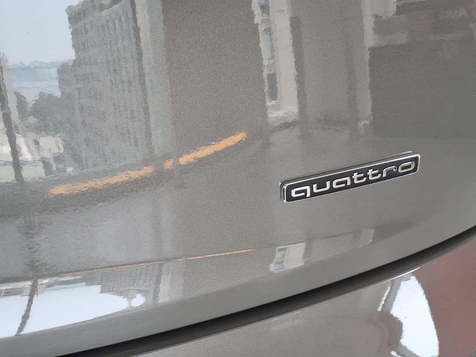 2023 Audi Q5 S line Prestige 45 TFSI quattro