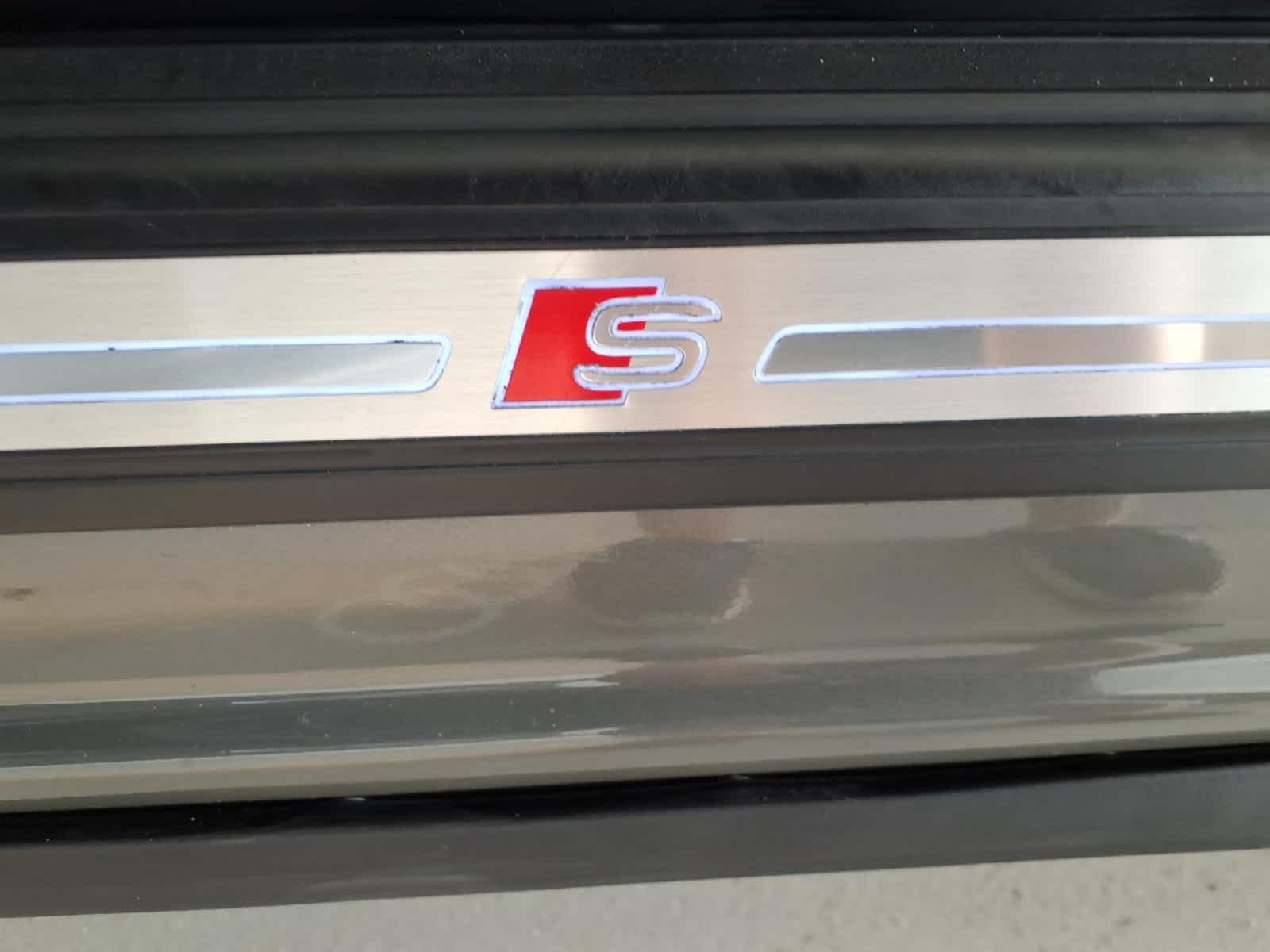 2023 Audi Q5 S line Prestige 45 TFSI quattro