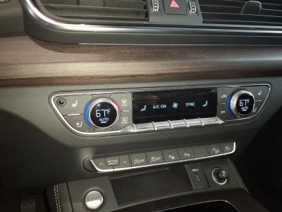 2023 Audi Q5 S line Prestige 45 TFSI quattro