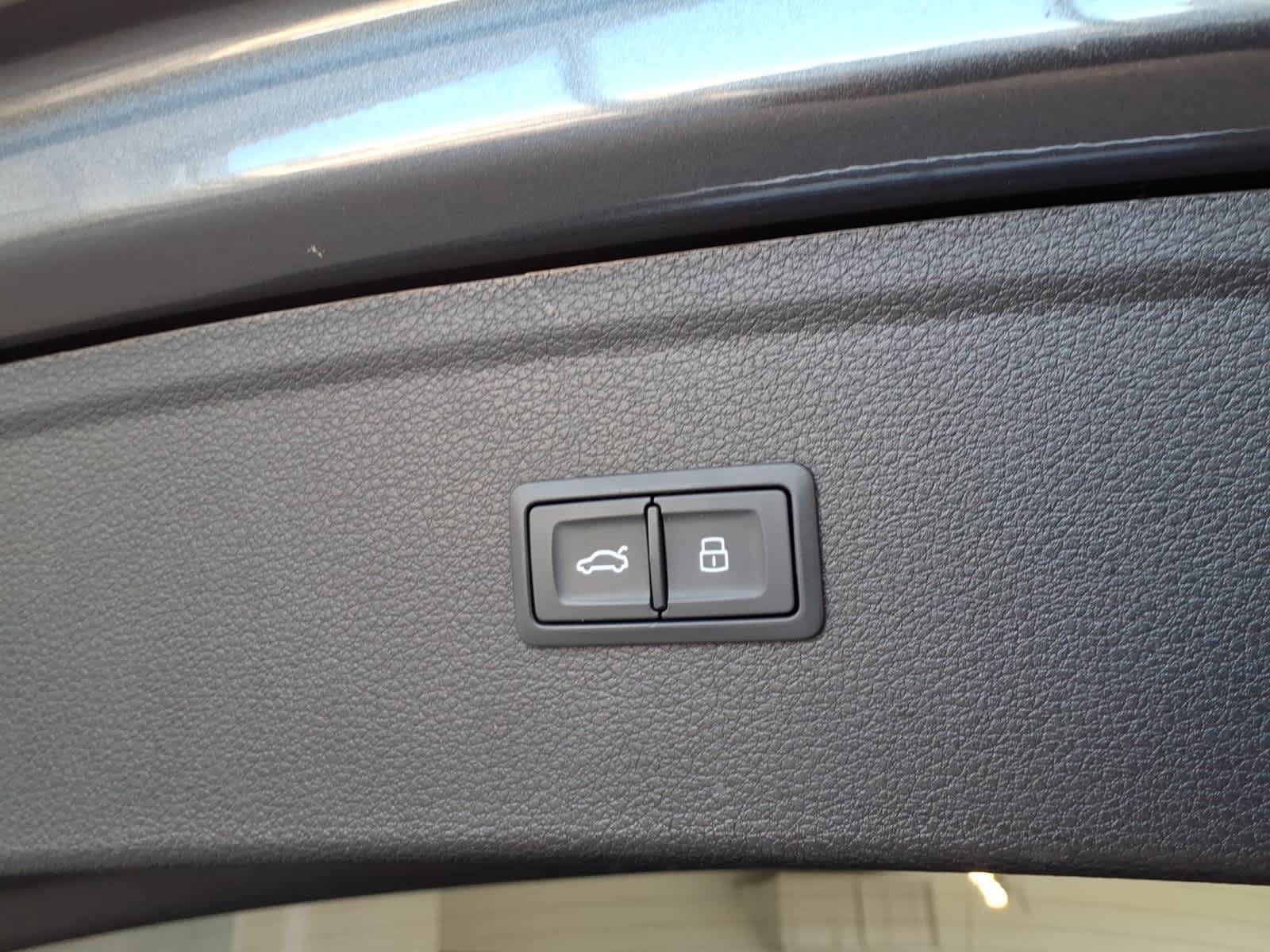 2023 Audi Q5 S line Premium 45 TFSI quattro