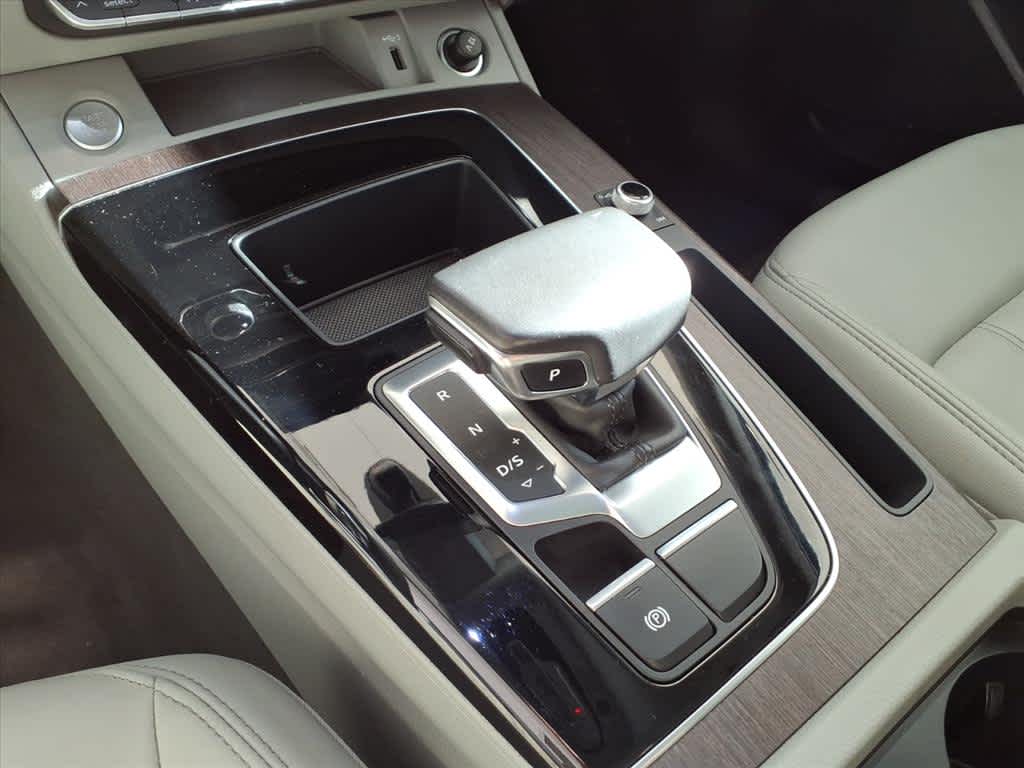 2023 Audi Q5 S line Premium 45 TFSI quattro