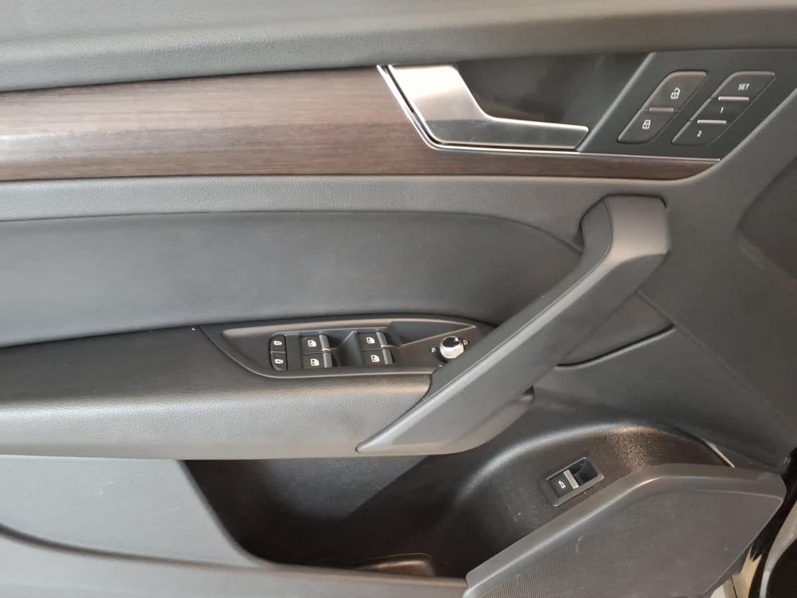 2023 Audi Q5 S line Premium 45 TFSI quattro