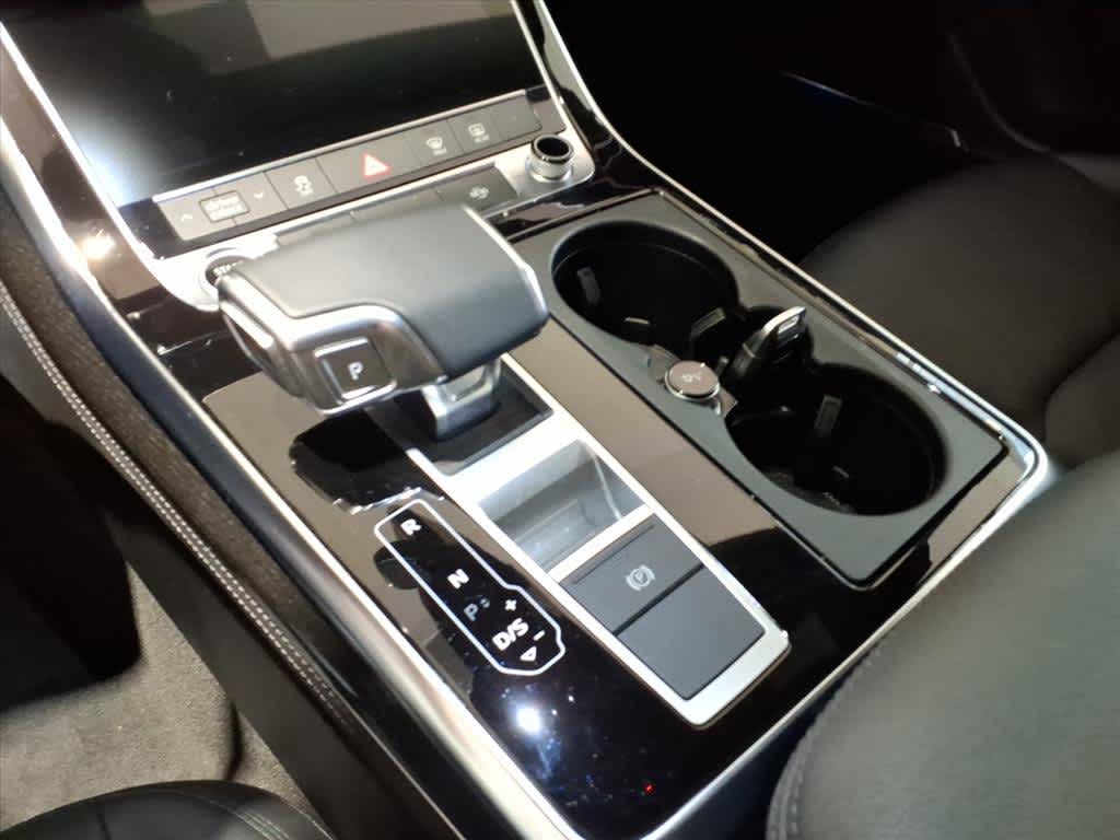 2023 Audi Q7 Premium Plus 45 TFSI quattro