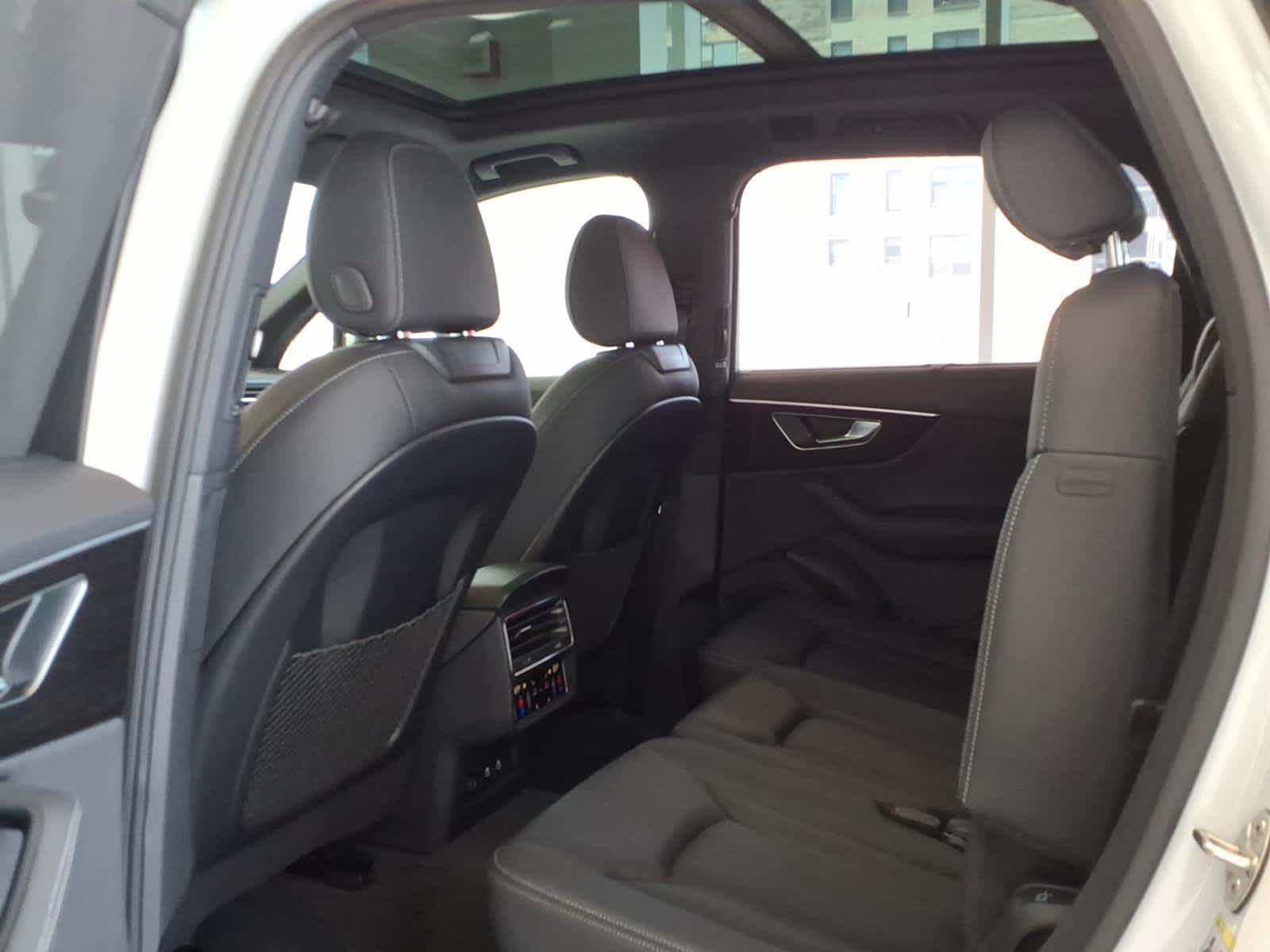 2026 Audi Q7 Premium Plus 55 quattro *Ltd Avail*