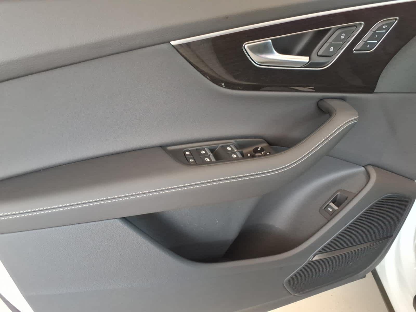 2026 Audi Q7 Premium Plus 55 quattro *Ltd Avail*