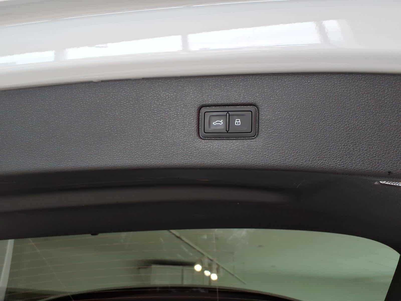 2026 Audi Q7 Premium Plus 55 quattro *Ltd Avail*