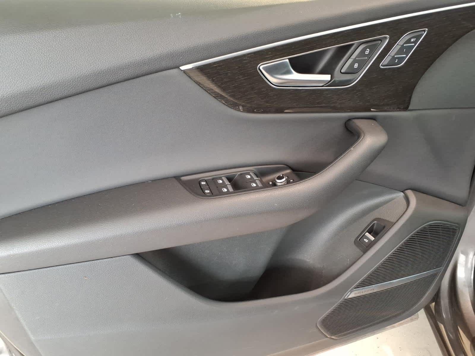 2021 Audi Q7 Premium Plus 55 TFSI quattro