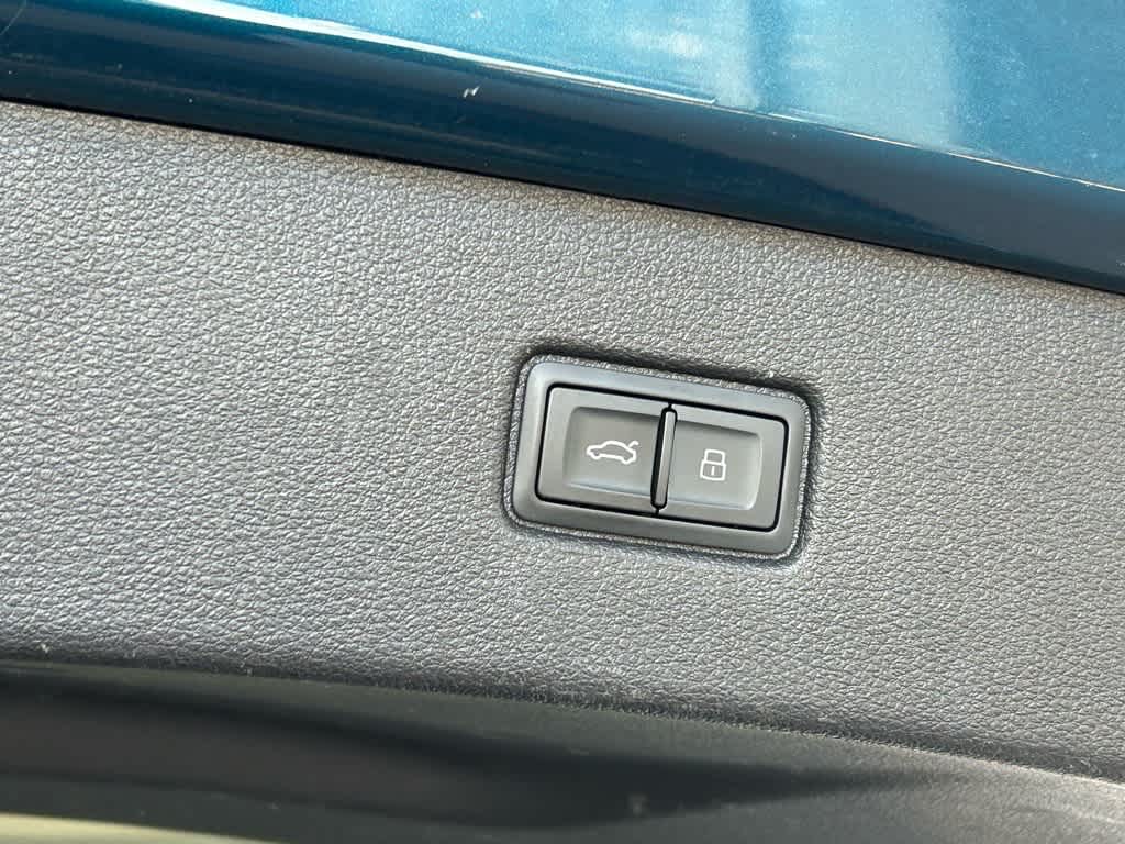 2022 Audi Q7 Premium Plus 55 TFSI quattro