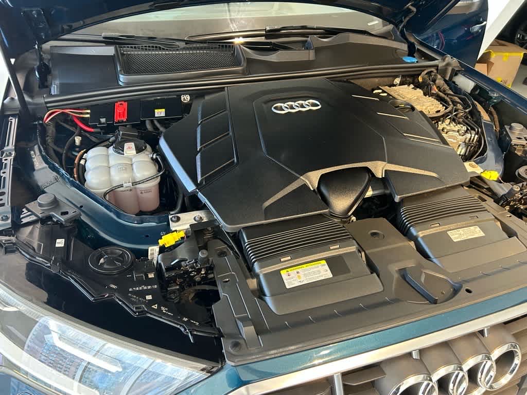 2022 Audi Q7 Premium Plus 55 TFSI quattro