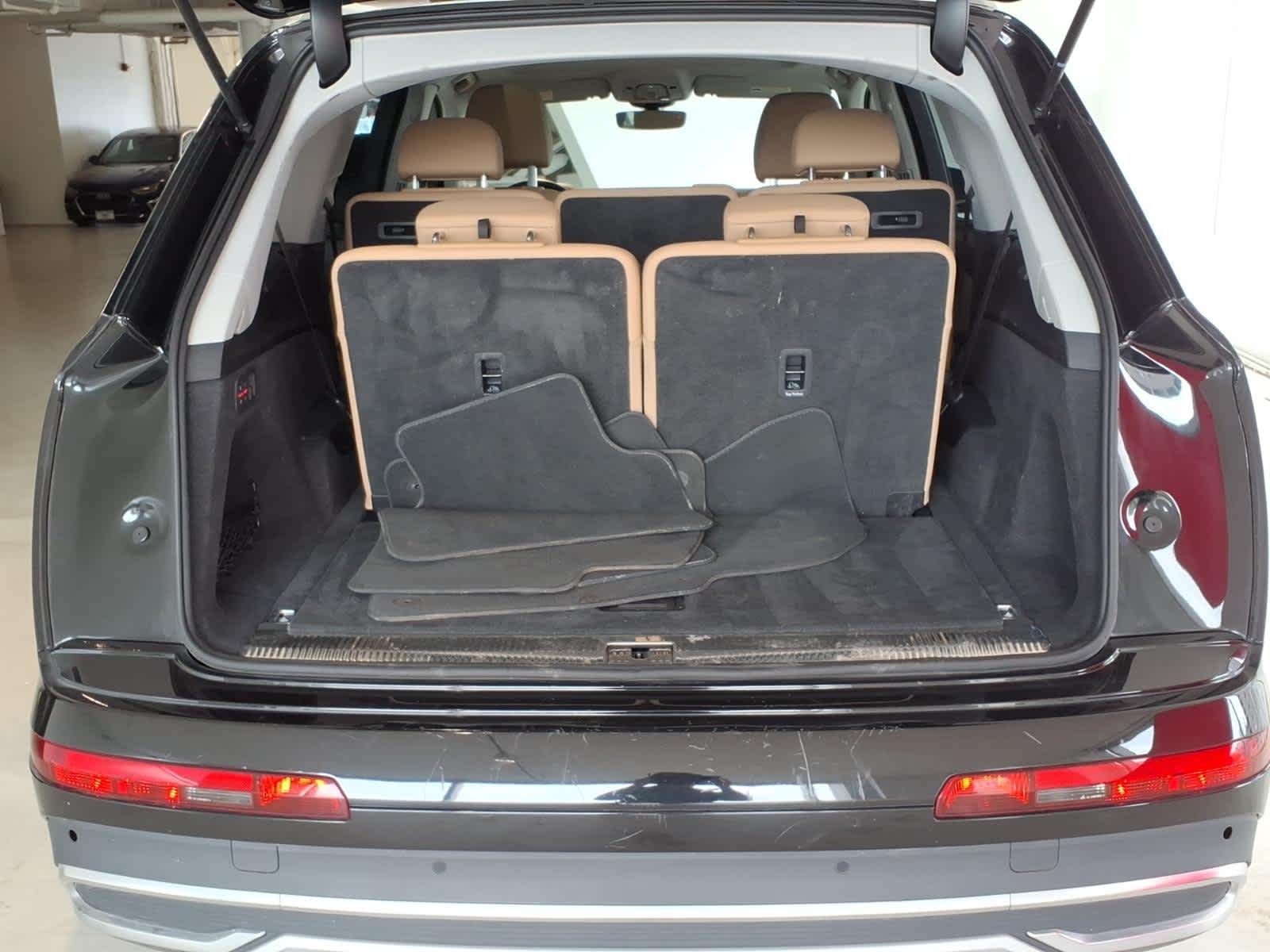 2023 Audi Q7 Premium Plus 55 TFSI quattro