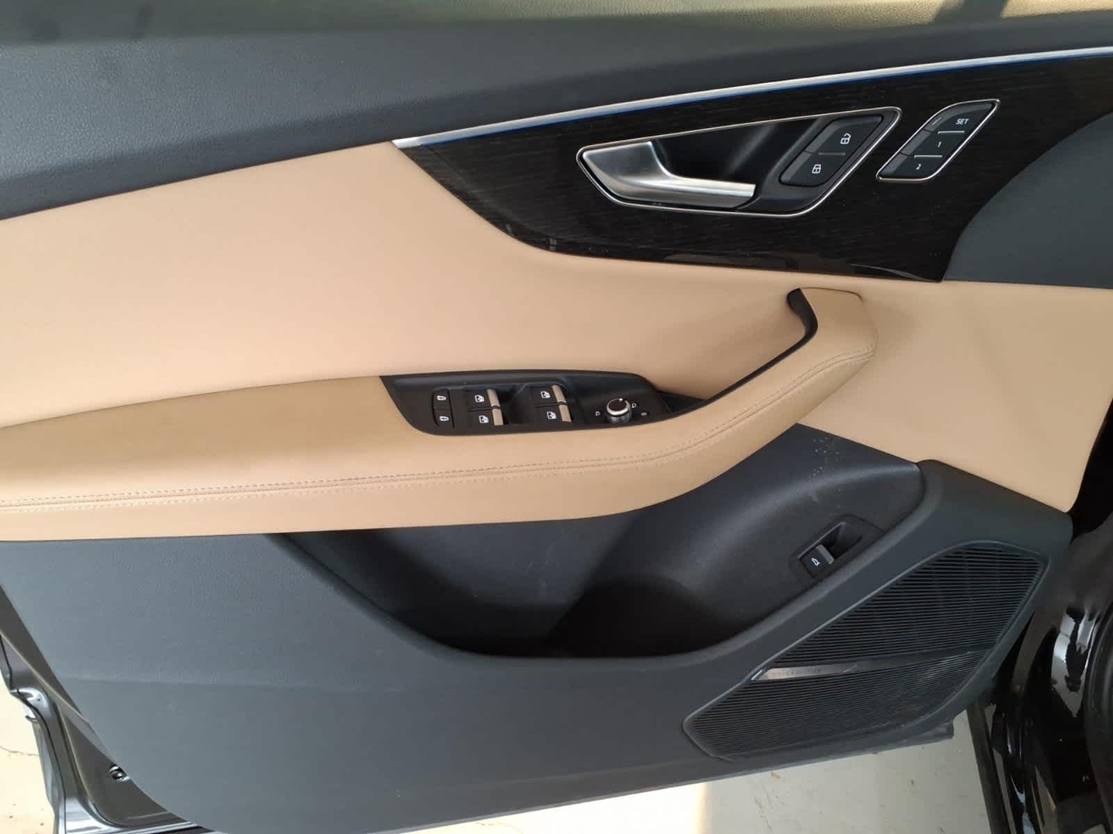2023 Audi Q7 Premium Plus 55 TFSI quattro