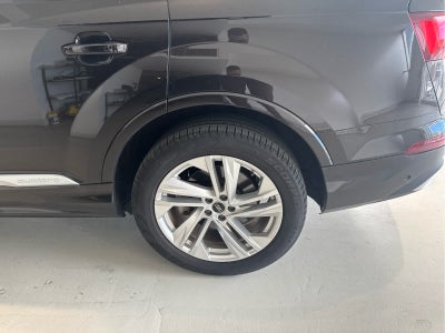 2023 Audi Q7 Premium Plus 55 TFSI quattro