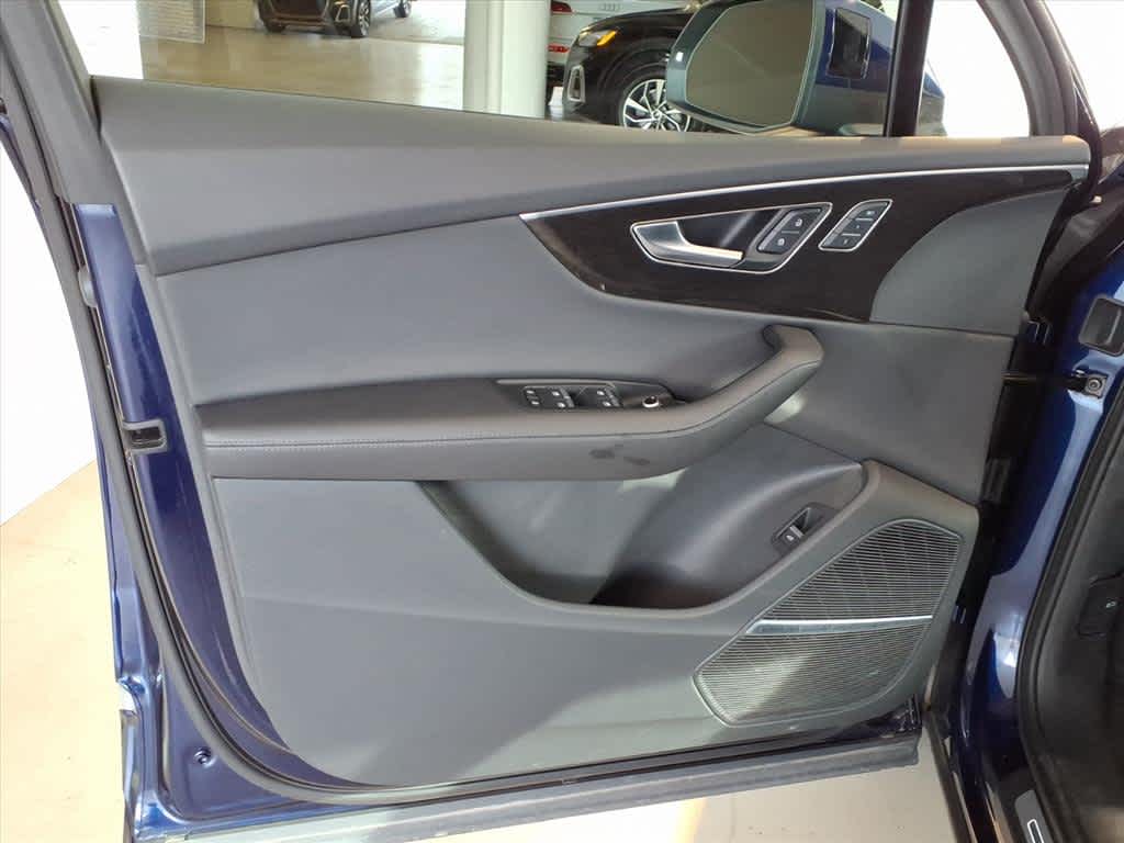 2023 Audi Q7 Premium Plus 55 TFSI quattro