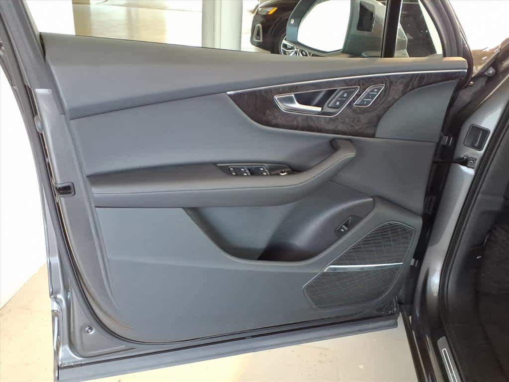 2023 Audi Q7 Premium Plus 55 TFSI quattro