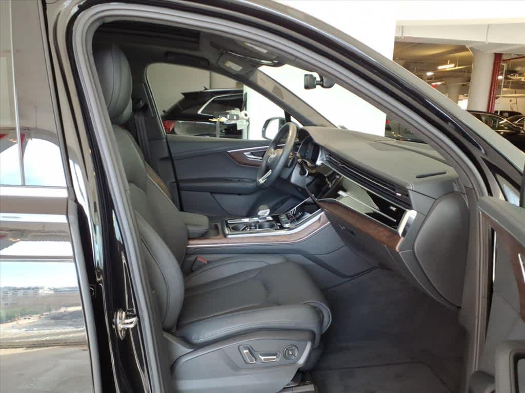 2023 Audi Q7 Prestige 55 TFSI quattro
