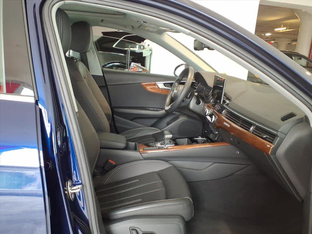 2022 Audi A4 Premium 40 TFSI quattro