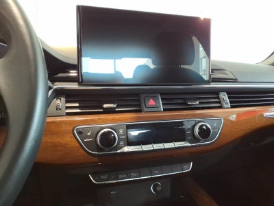 2022 Audi A4 Premium 40 TFSI quattro