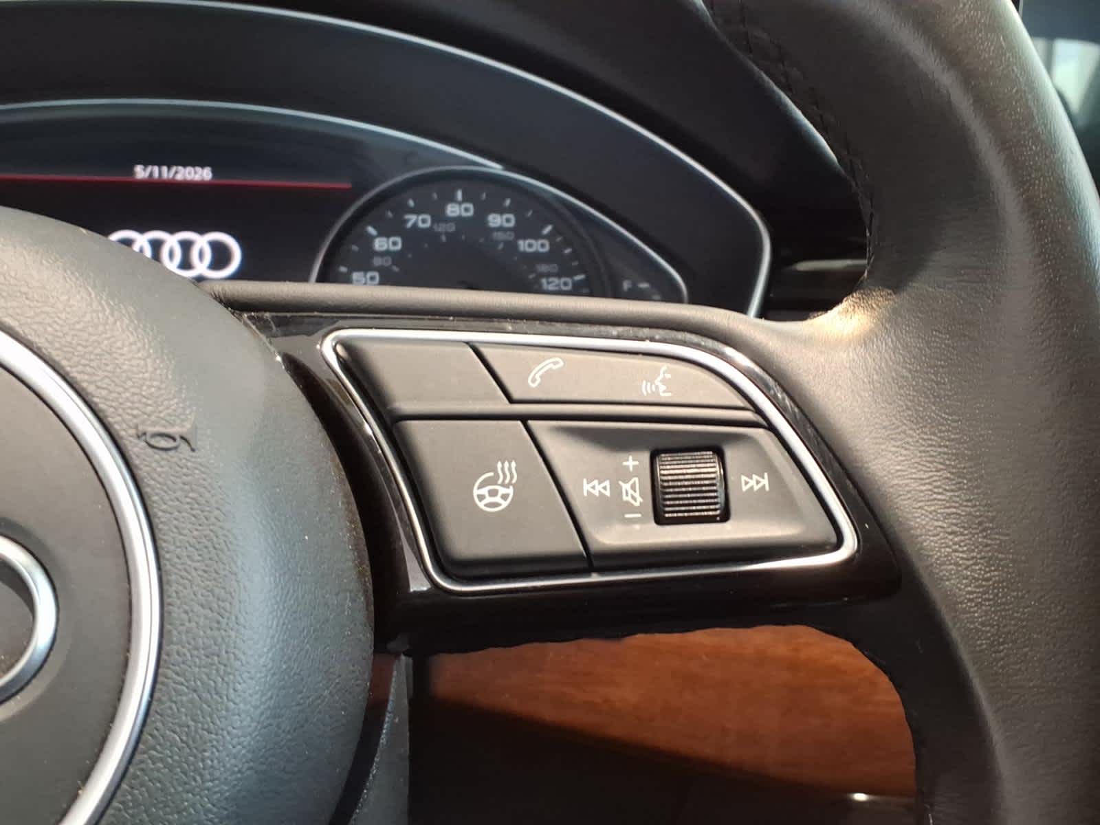2022 Audi A4 Premium 40 TFSI quattro
