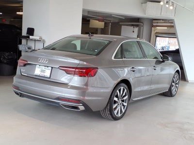2022 Audi A4 Premium 40 TFSI quattro