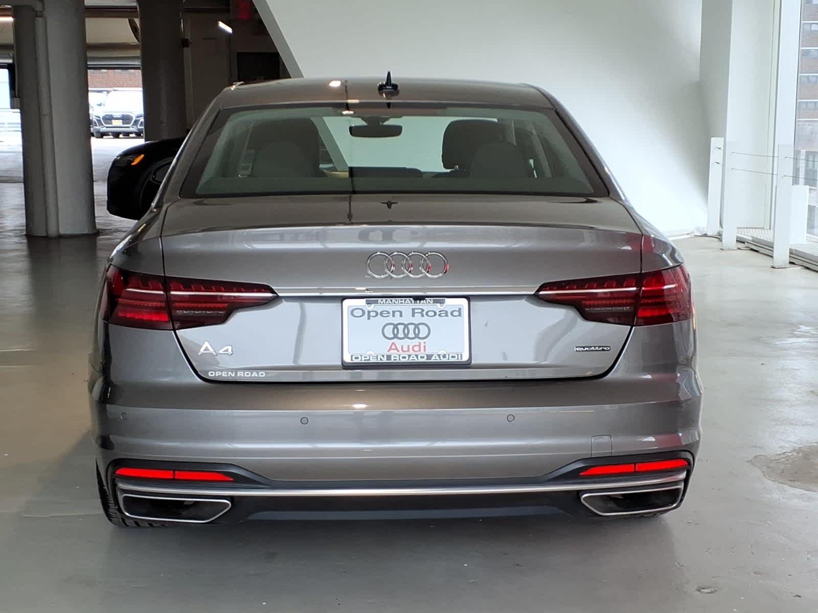 2022 Audi A4 Premium 40 TFSI quattro