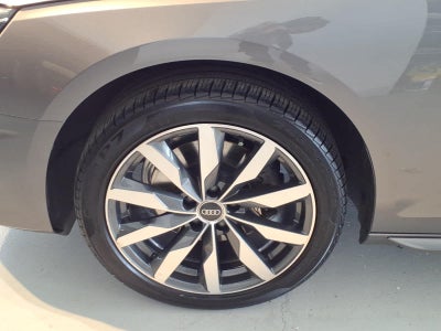 2022 Audi A4 Premium 40 TFSI quattro