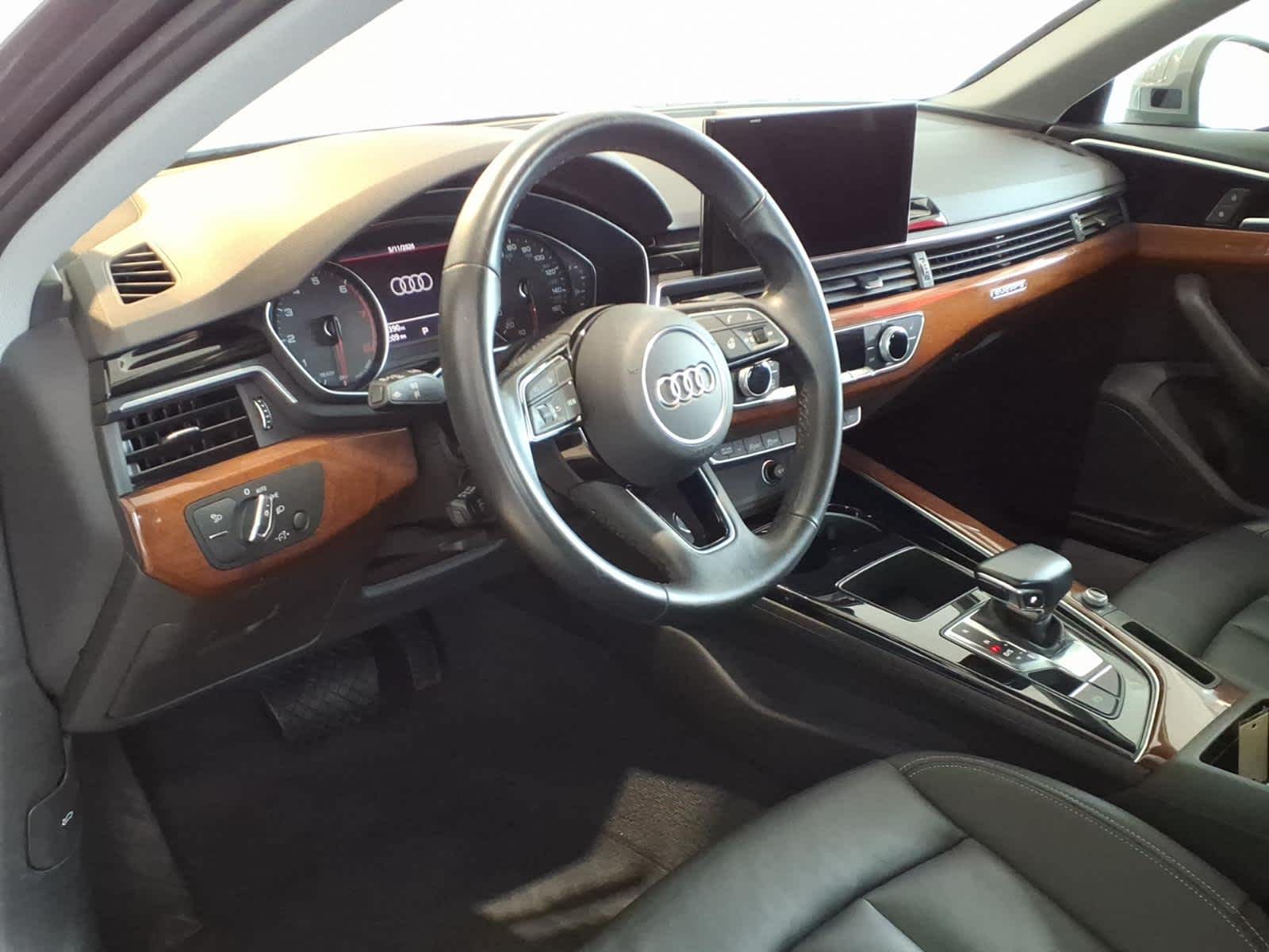 2022 Audi A4 Premium 40 TFSI quattro