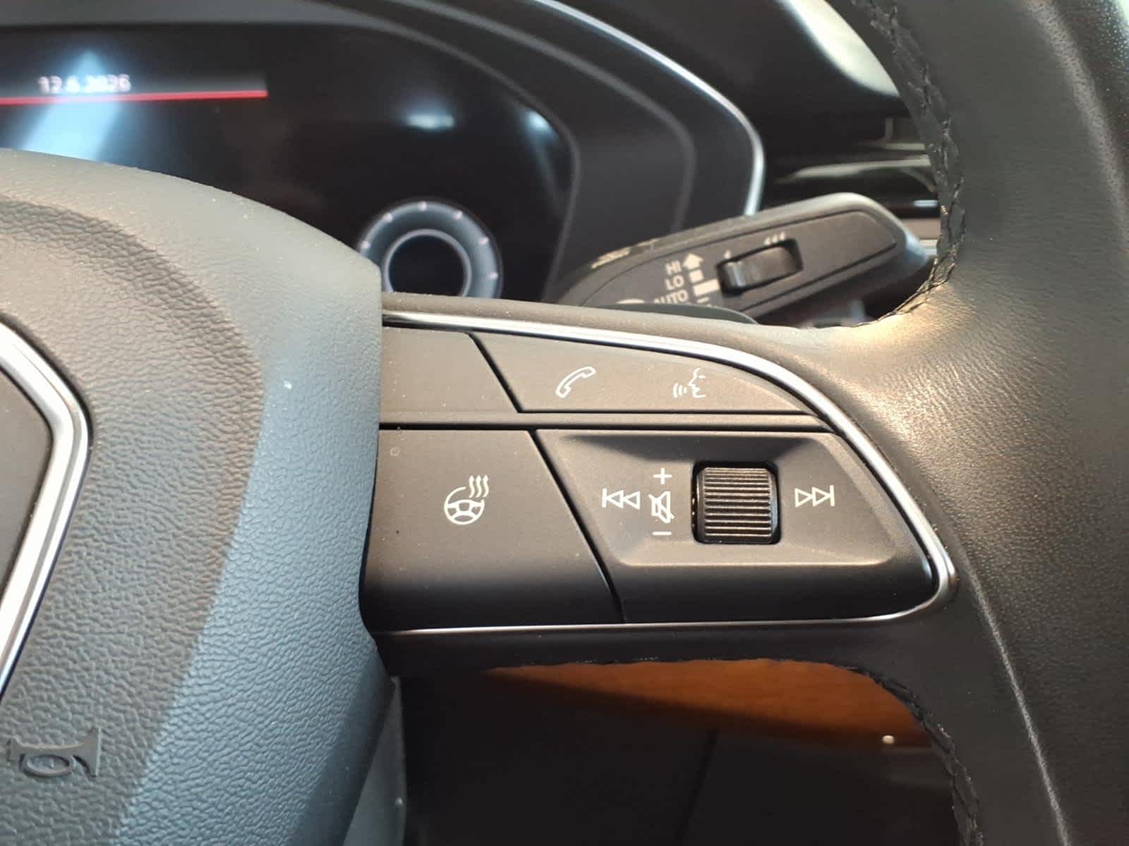 2023 Audi A4 Premium Plus 40 TFSI quattro