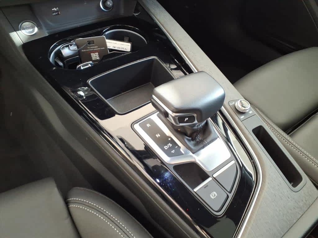 2023 Audi A4 S line Premium 45 TFSI quattro
