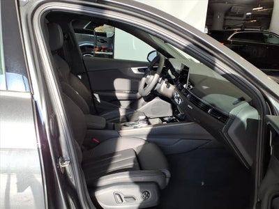 2023 Audi A4 S line Premium 45 TFSI quattro