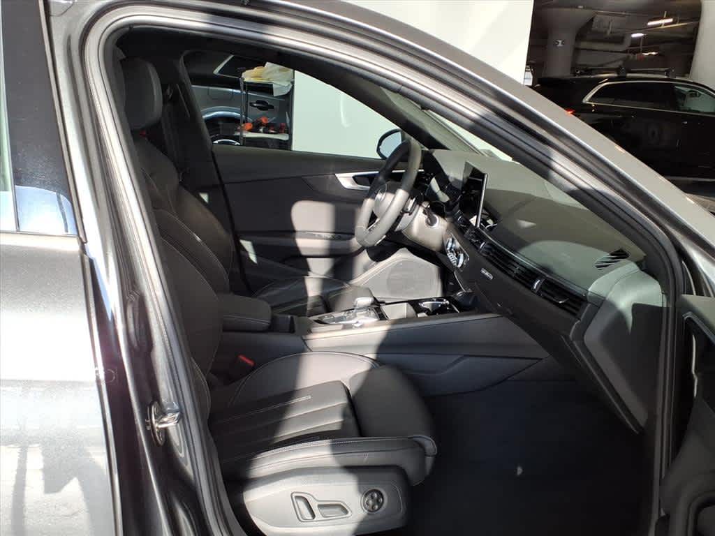 2023 Audi A4 S line Premium 45 TFSI quattro