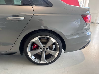2023 Audi A4 S line Premium Plus 45 TFSI quattro