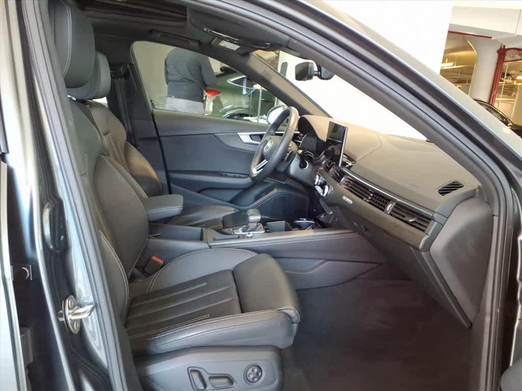 2023 Audi A4 S line Premium Plus 45 TFSI quattro