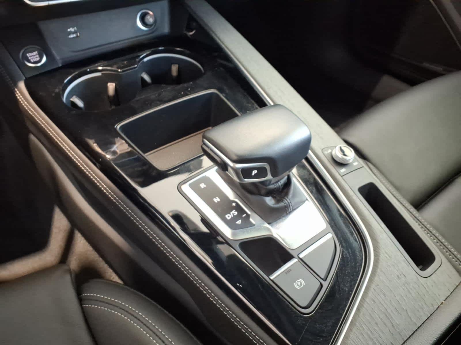 2023 Audi A4 S line Premium Plus 45 TFSI quattro