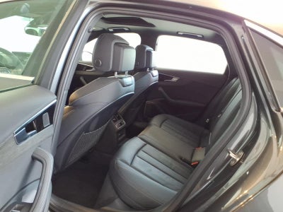 2023 Audi A4 S line Premium Plus 45 TFSI quattro